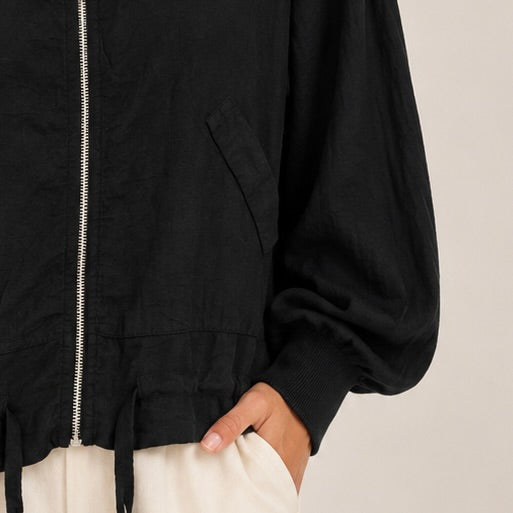 BOMBER