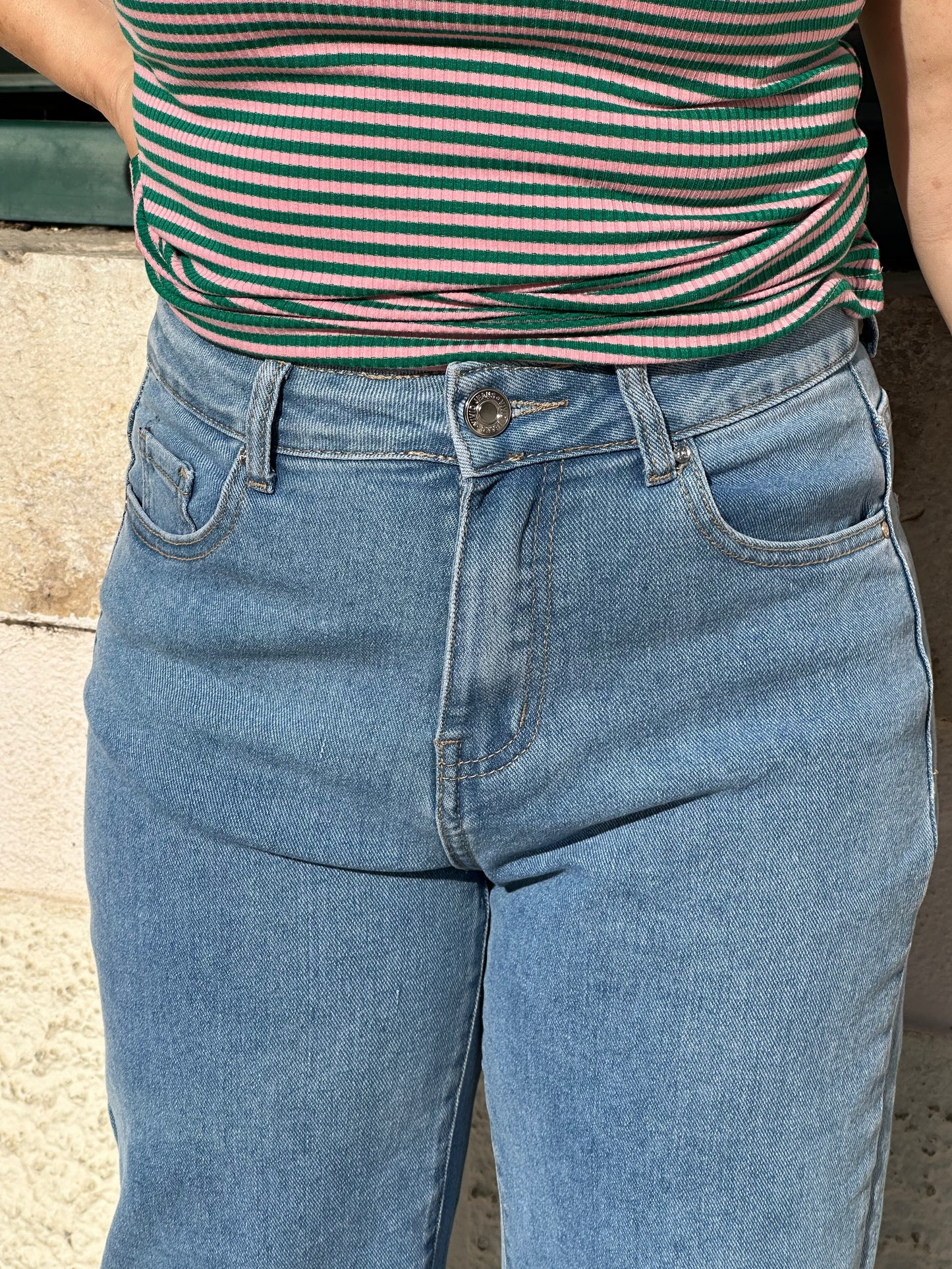 CALÇAS DE GANGA VIVID MOM FIT
