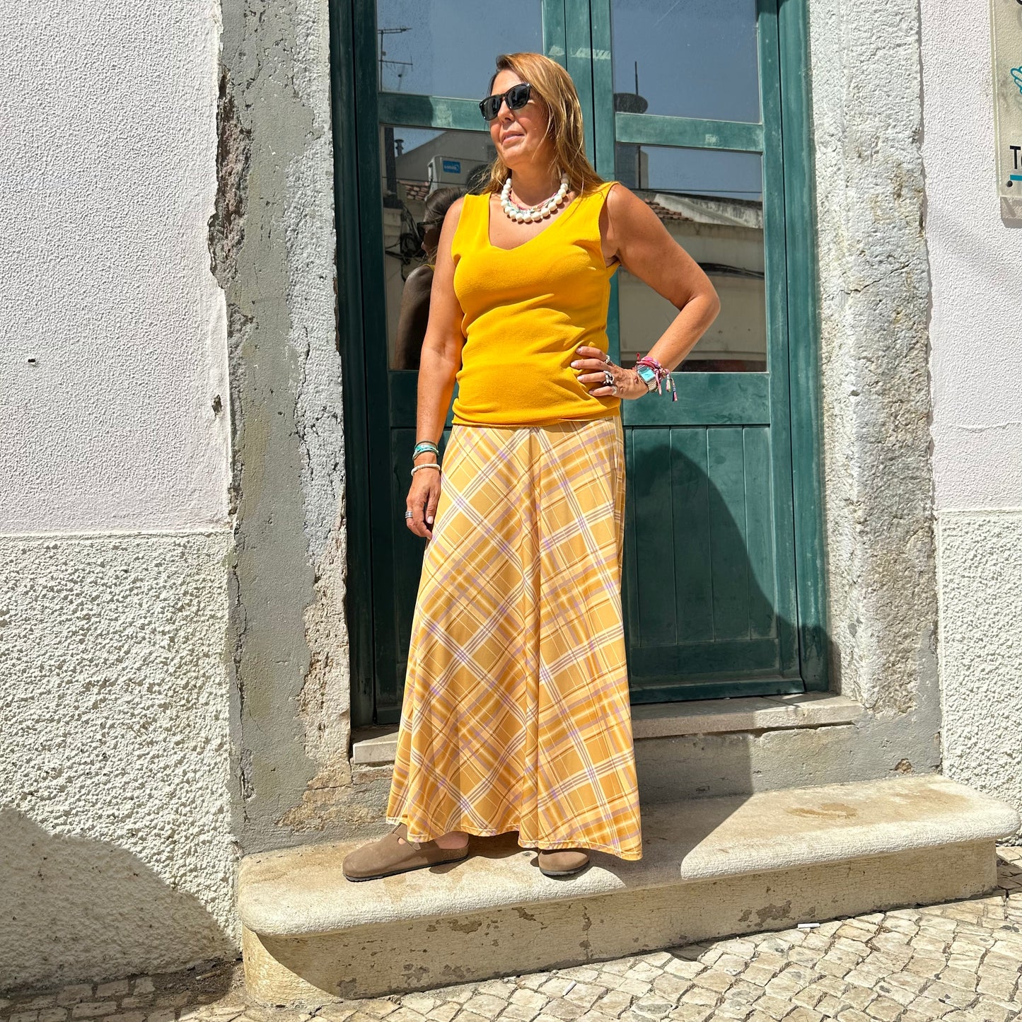 SAIA COMPRIDA DE MALHA FRIA