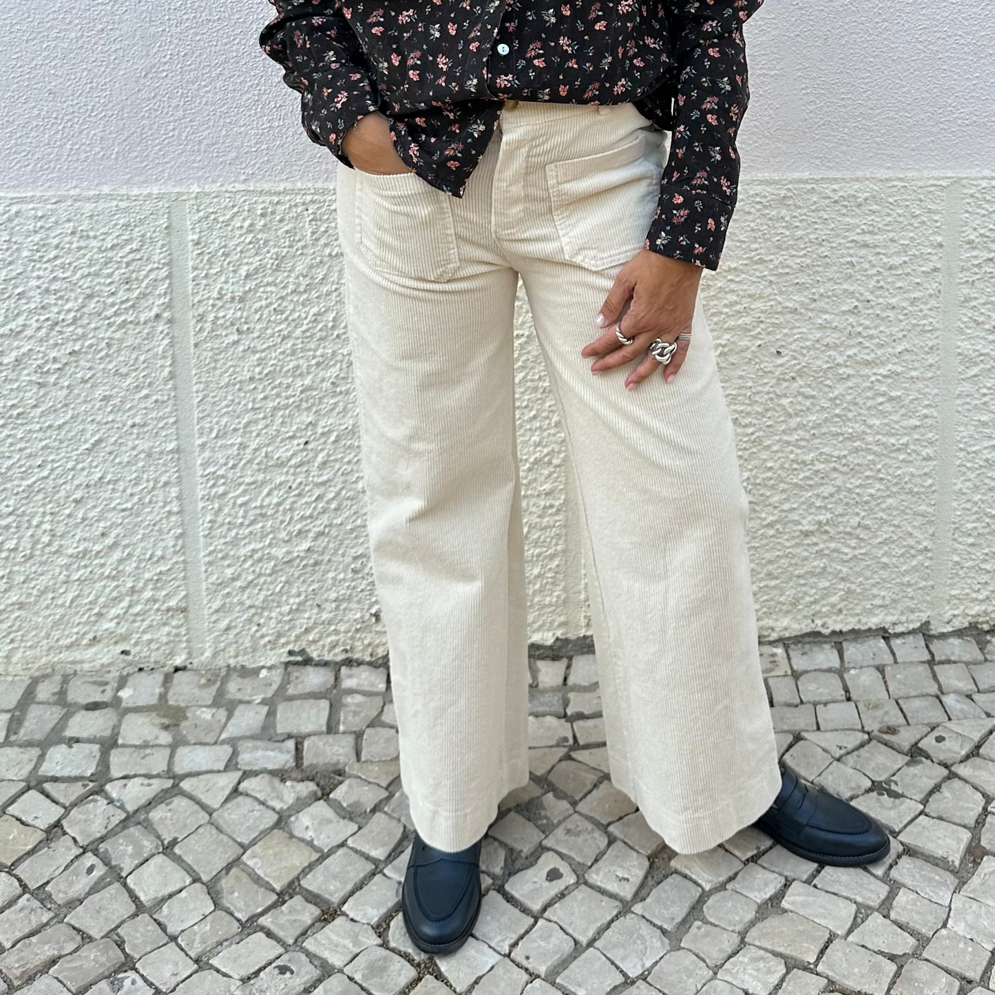 CALÇAS DE BOMBAZINE