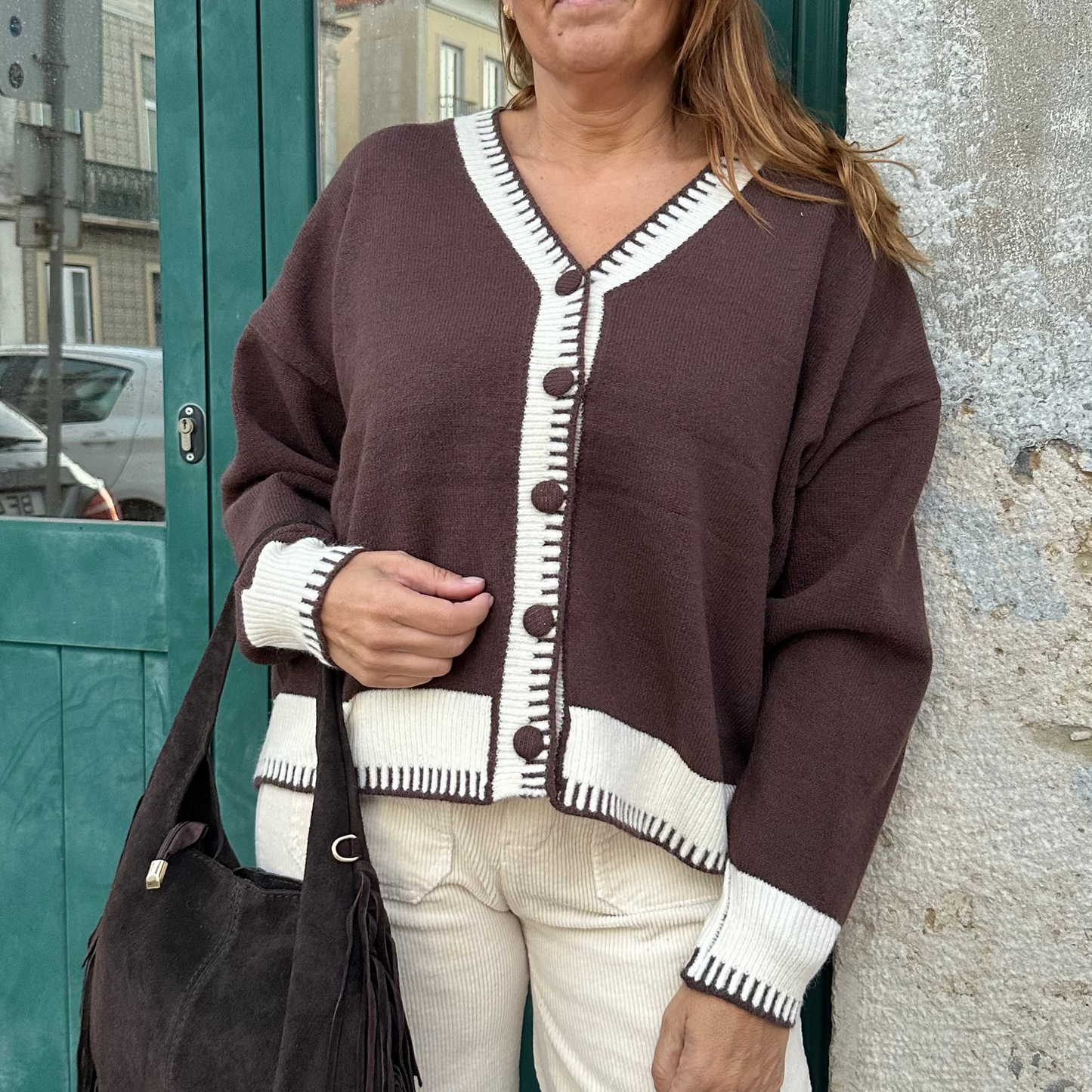 CARDIGAN DE MALHA COM PORMENORES