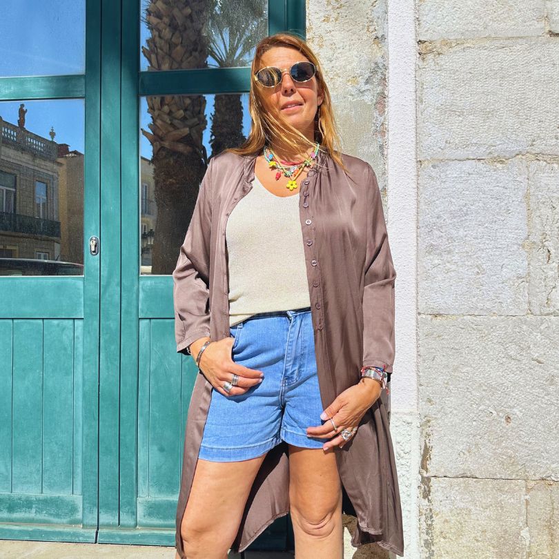 CAMISA DE CETIM COMPRIDA - Pé Calçado