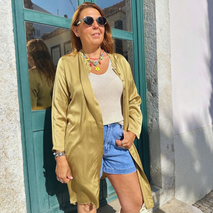 CAMISA DE CETIM COMPRIDA - Pé Calçado