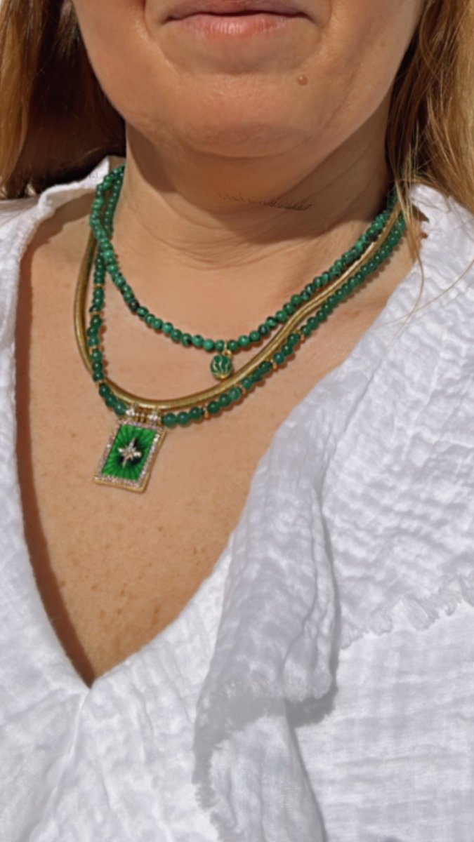 CONJUNTO COLARES BANDEIRA EM VERDE - Pé Calçado