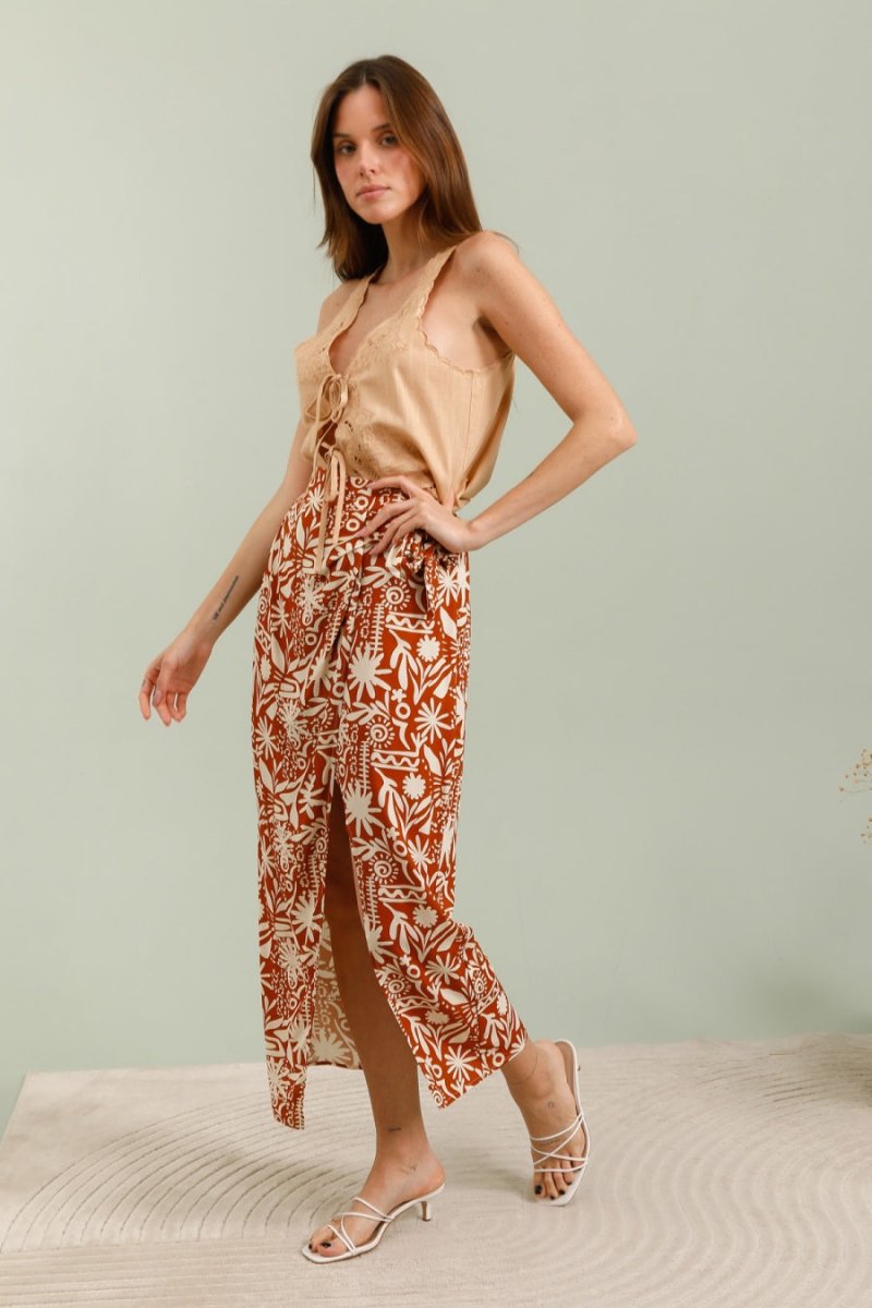 SAIA PÁREO MIDI - Pé Calçado