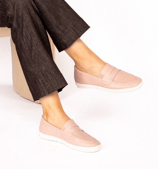 MOCASSIM DESPORTIVO EM PELE