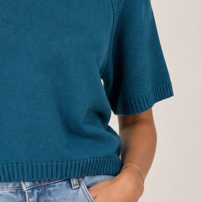 CAMISOLA DE MALHA COM MANGA PERFURADA