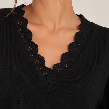 CAMISOLA DE MALHA COM RENDA