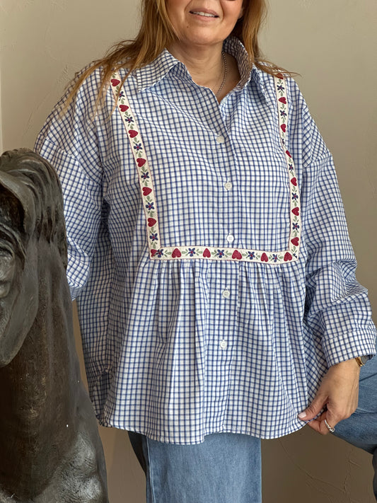 CAMISA QUADRADOS COM DETALHE