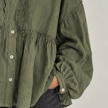 CAMISA COM FOLHOS E RENDA