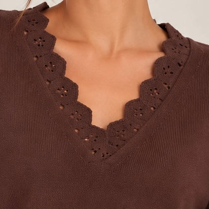 CAMISOLA DE MALHA COM RENDA