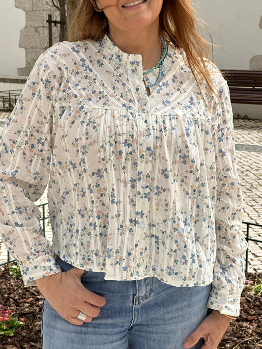 CAMISA BRANCA COM FLORES