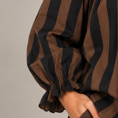 TÚNICA COM RISCAS