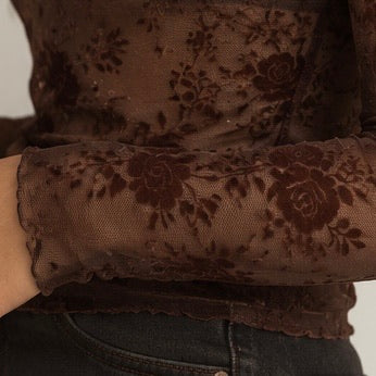 CAMISOLA TRANSPARENTE COM VELUDO