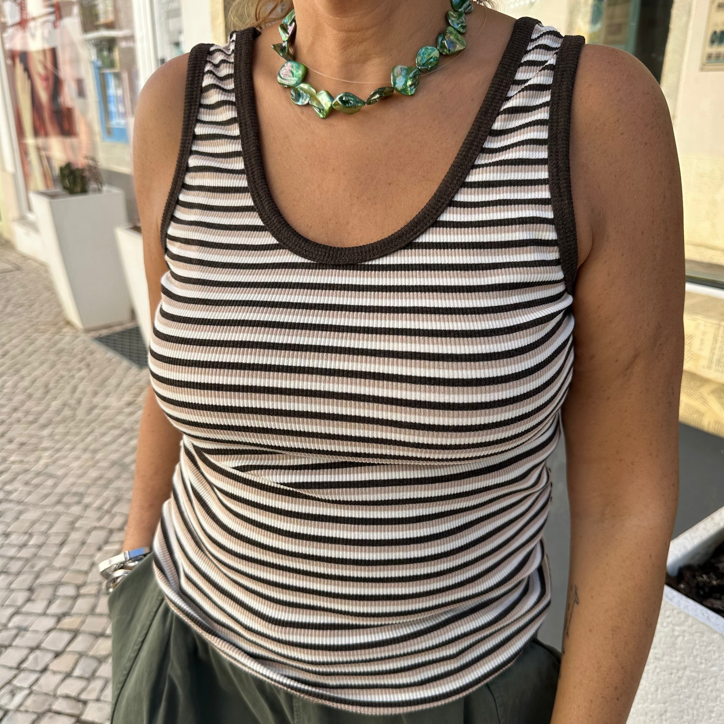 TOP DE ALGODÃO COM RISCAS