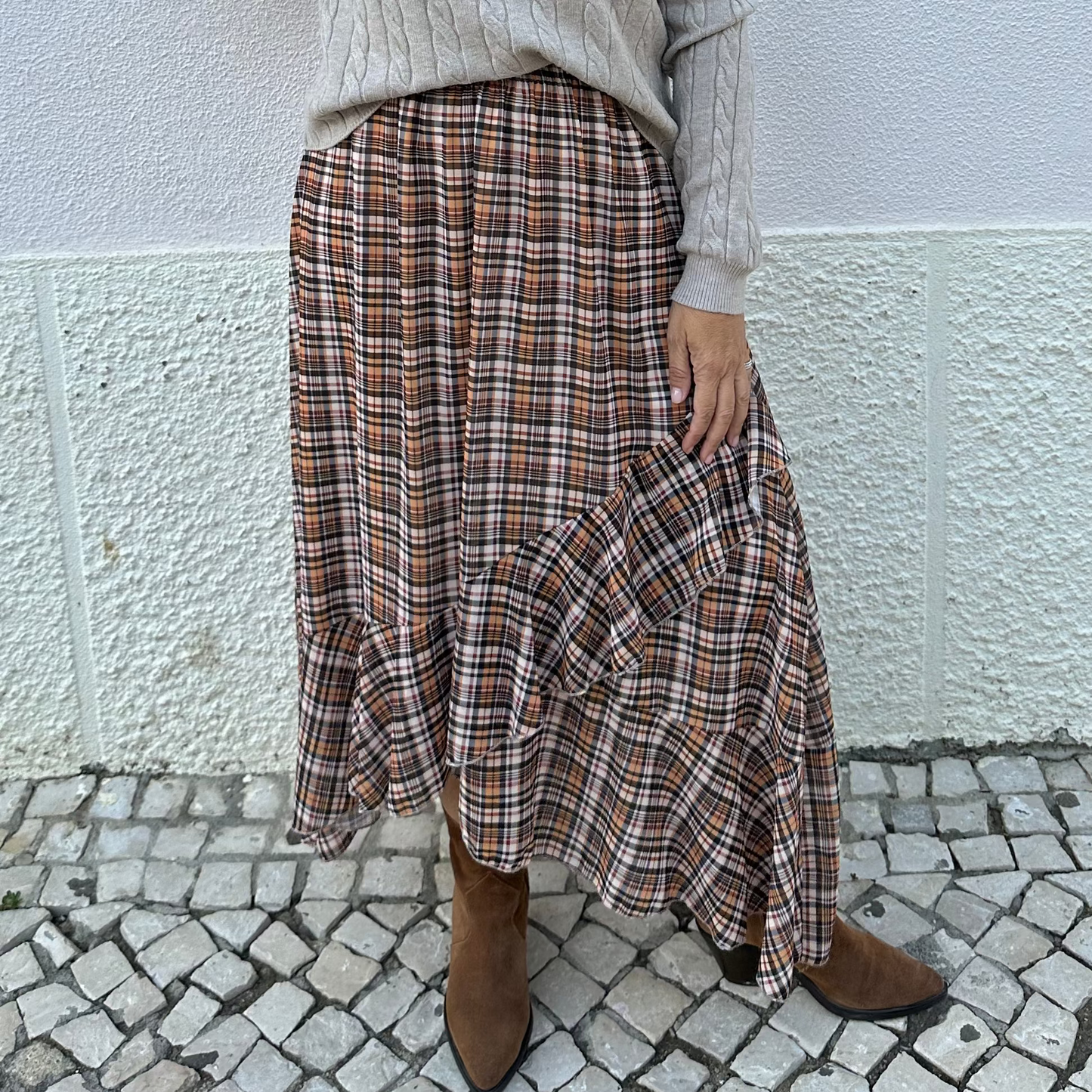 SAIA COM PADRÃO E FOLHOS