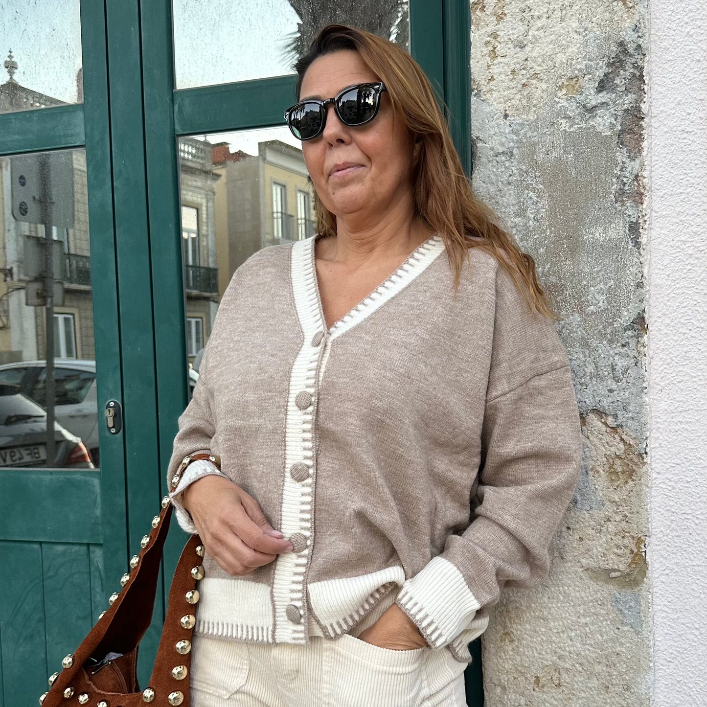 CARDIGAN DE MALHA COM PORMENORES