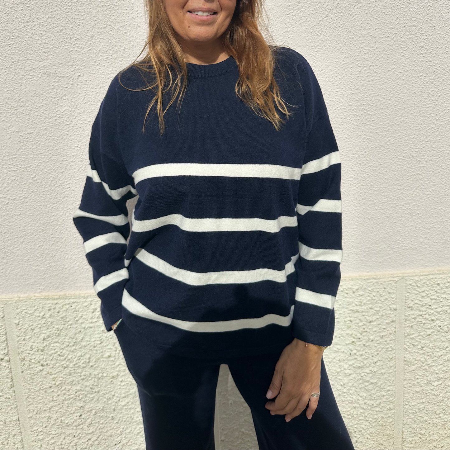 CAMISOLA DE MALHA COM RISCAS