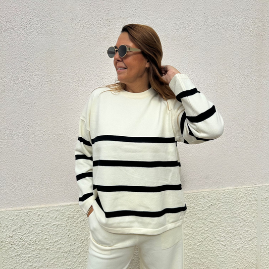 CAMISOLA DE MALHA COM RISCAS