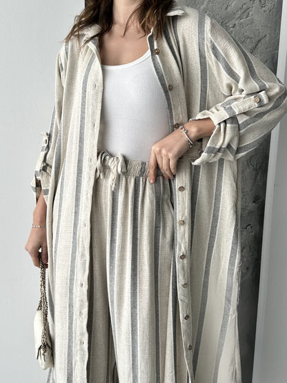 CONJUNTO CAMISA AS RISCAS BEGE E CINZA