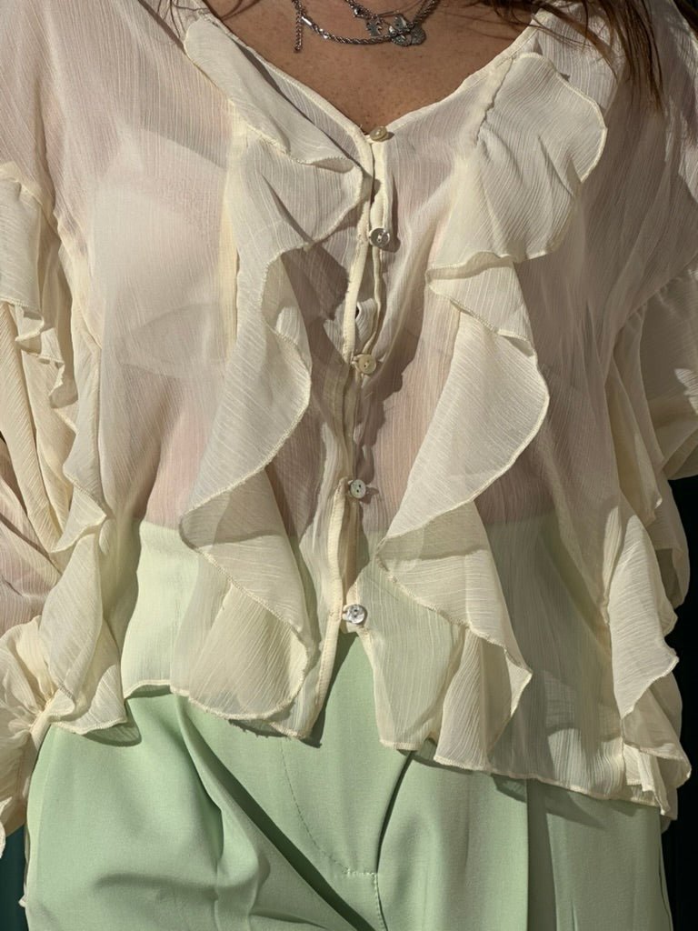 CAMISA COM FOLHOS - MESSIE - Pé Calçado