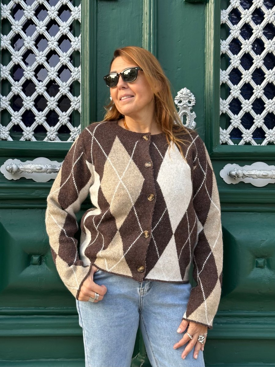 CARDIGAN COM LOSANGOS - Pé Calçado