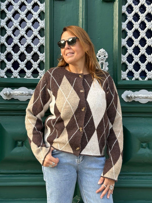 CARDIGAN COM LOSANGOS - Pé Calçado