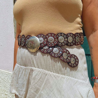 CINTO DE PELE COM TACHAS - Pé Calçado