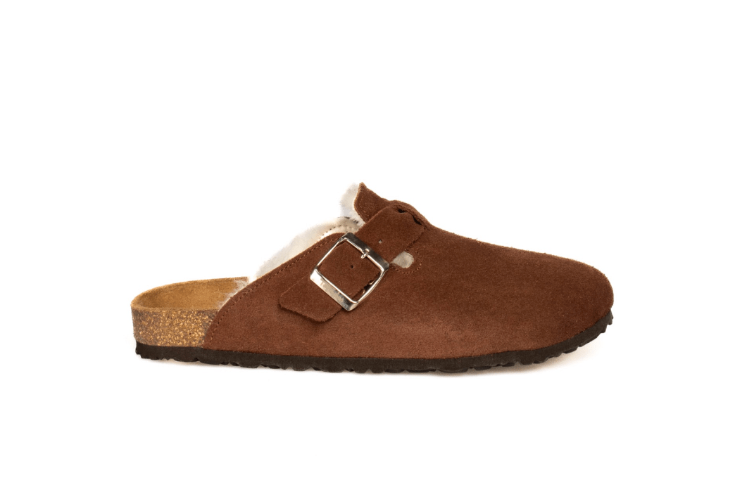 CLOGS EM CAMURÇA COM PELO - Pé Calçado