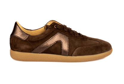 S024 - CM TENIS EM CAMURÇA E PELE - Pé Calçado