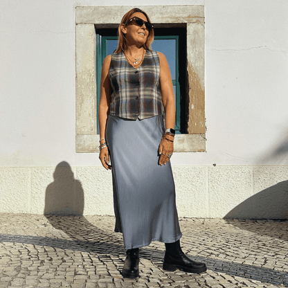 SAIA ACETINADA DE VISCOSE - Pé Calçado