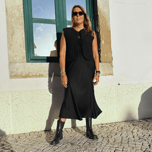 SAIA ACETINADA DE VISCOSE - Pé Calçado