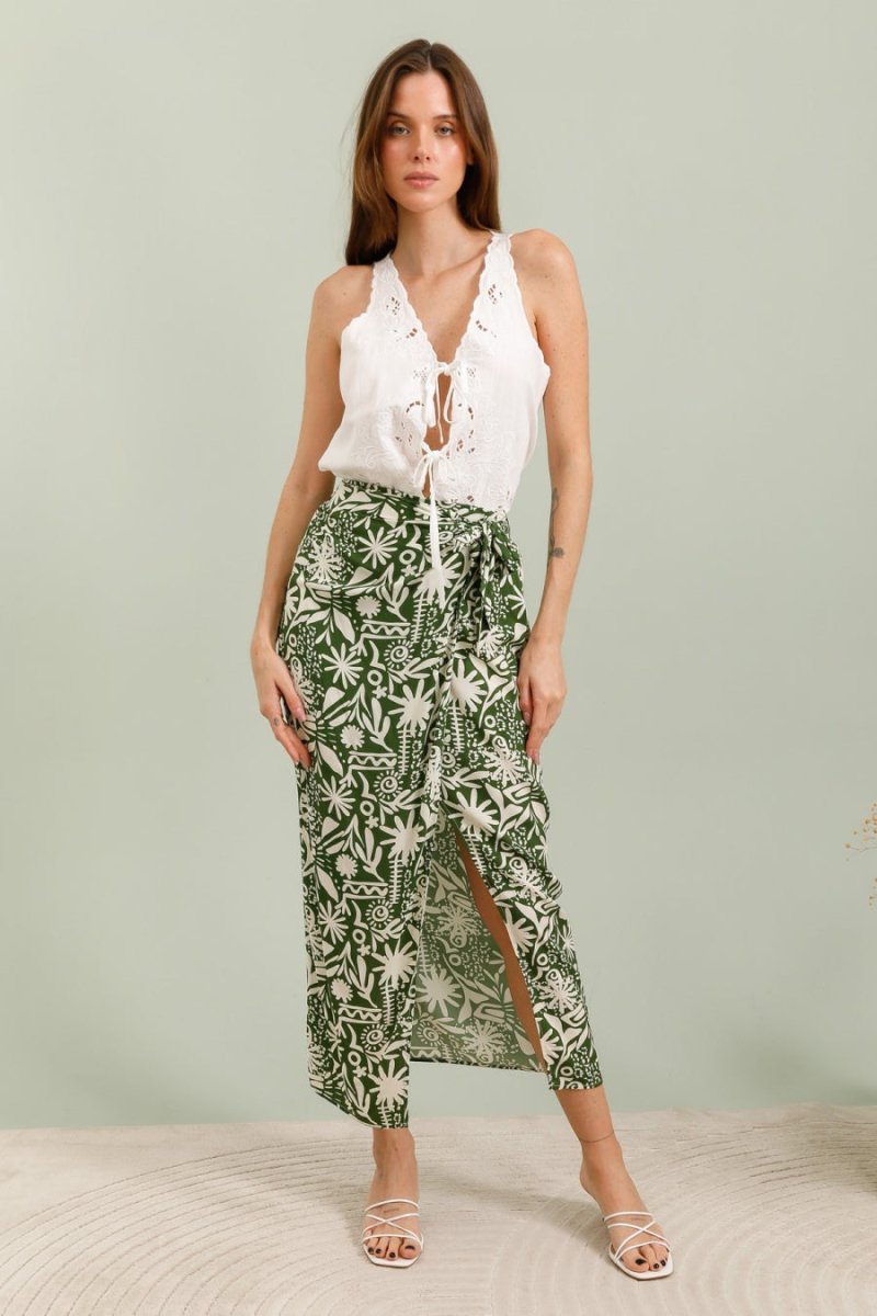 SAIA PÁREO MIDI - Pé Calçado