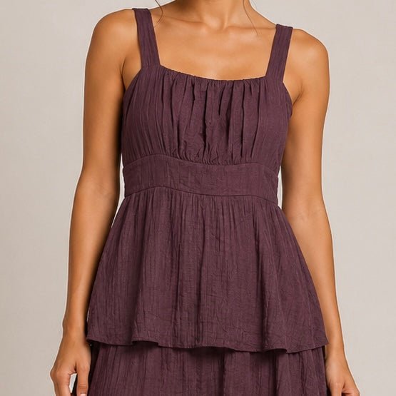 VESTIDO COM FOLHOS - Pé Calçado